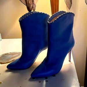 Women boots , blue color,